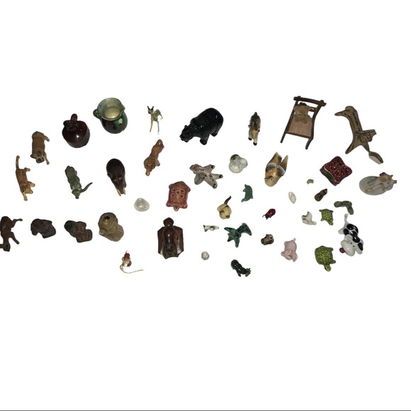 Assorted Figurines - Picture 1 of 10